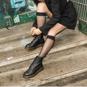 Dr. Martens 1460
Pascal Virginia Leather Lace Up
Boots Sz7
$170 Black — Virginia